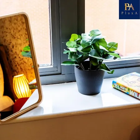 Pluxa Sunstone Deluxe - Spacious Centre Apartament Birmingham